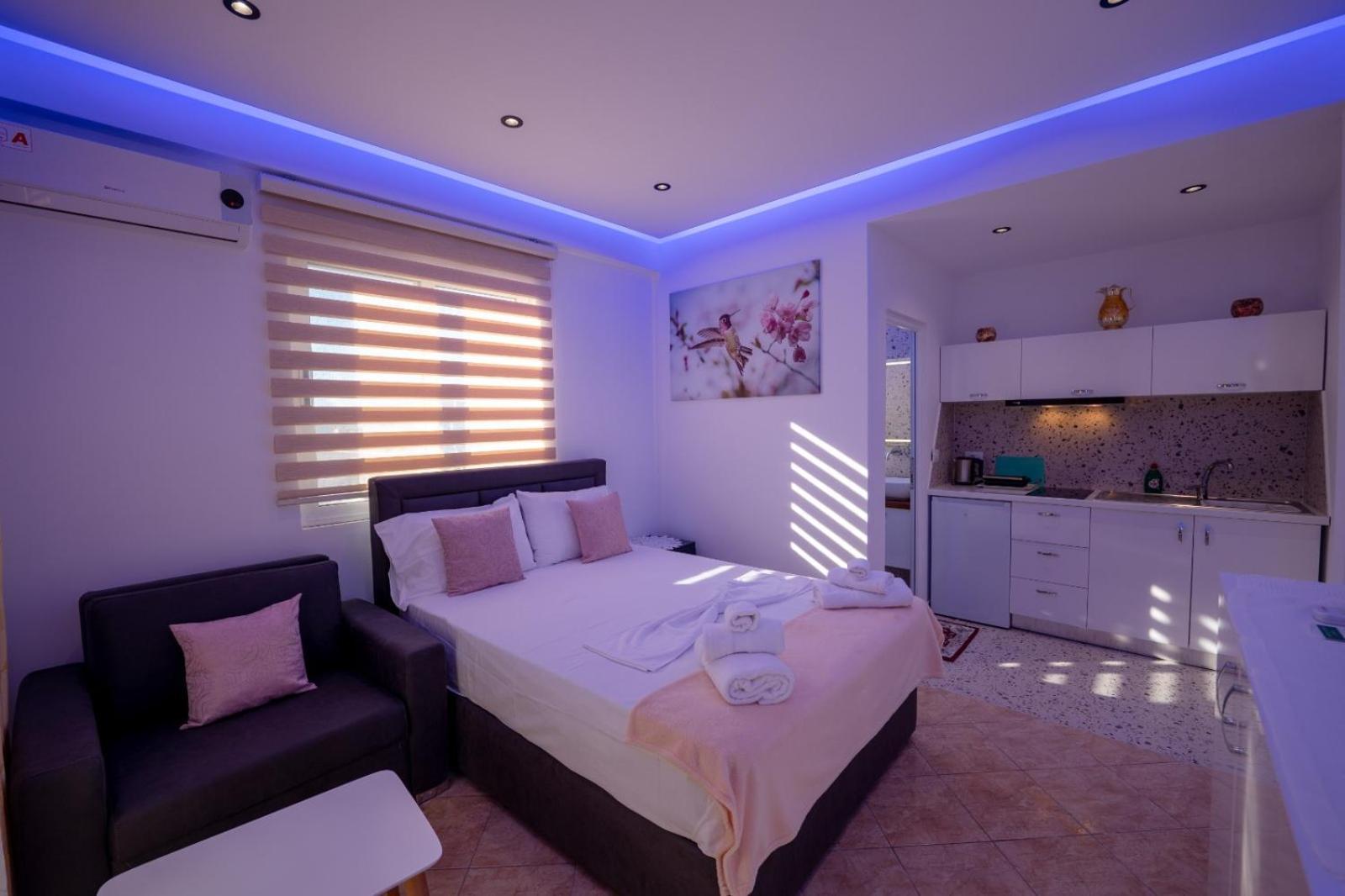 Vila Veli Brothers Sarande Exterior photo